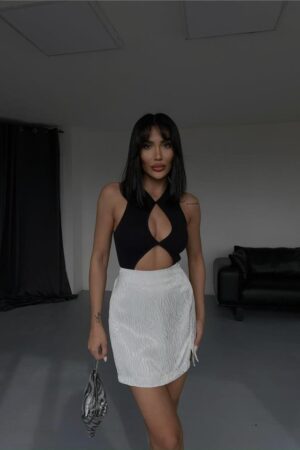 Deluxerie Rok MF-Karrina