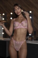 Privé: Deluxerie Sexy BH Set Ragnilda
